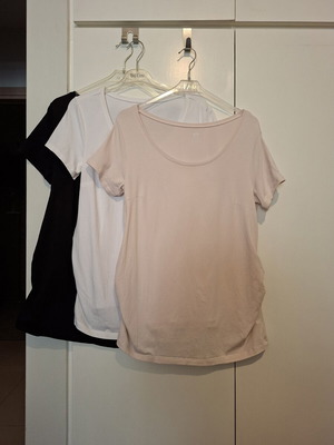 H&M MAMA maternity short sleeve tops like new, pack of 3