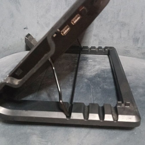 Cooler Pad laptop cooler like new with metal mesh cover