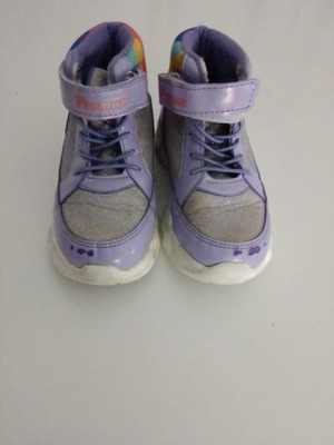 Παιδικό παπούτσι αθλητικό μεταχειρισμένο Νο28