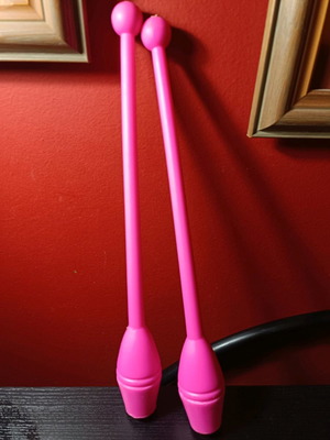 Rhythmic gymnastics clubs used, pack of 2 fuchsia, 37 cm