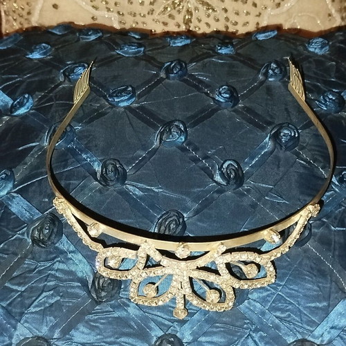 Tiara new silver color with rhinestones
