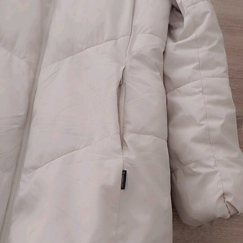Μπουφάν Oysho Primaloft off-white σαν καινούργιο, λεπτό puffer