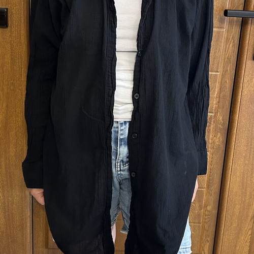 H&M long black shirt
