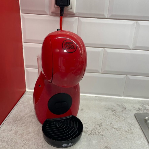 Nescafé Dolce Gusto Piccolo XS Pod Capsule Coffee Machine EDG210.R like new