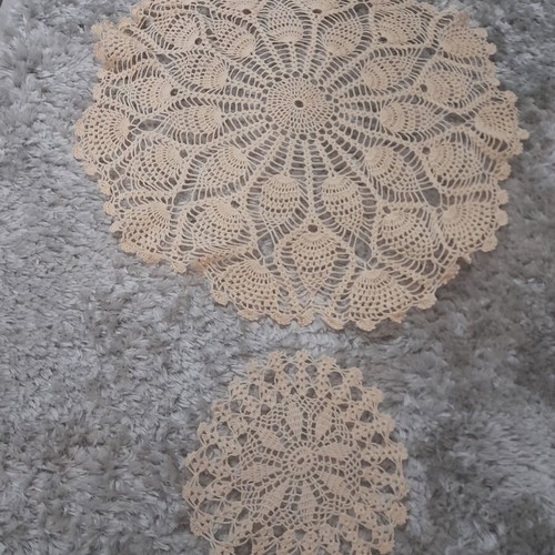 Set of 2 handmade doilies like new, ecru-beige