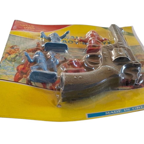 Delta Toys Vintage Indians and Cowboys Plastic Soldiers New