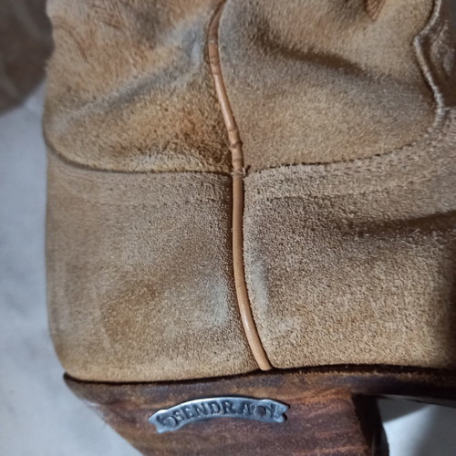 PRICE DROP:LEGENDARY SENDRA 39 HANDMADE BOOTS