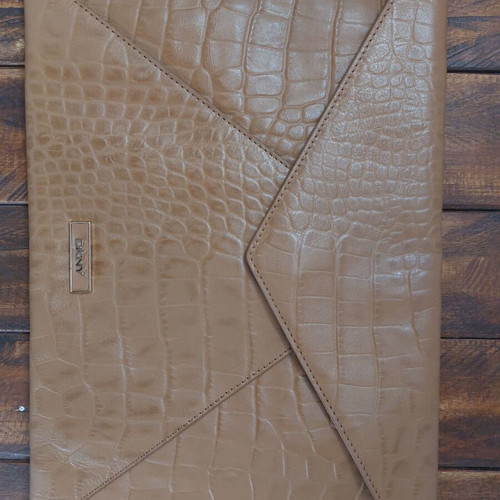DKNY Handbag Envelope tan like new