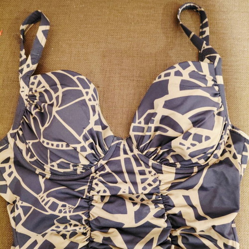 Triumph one-piece swimsuit EU 38B, geometric blue beige pattern