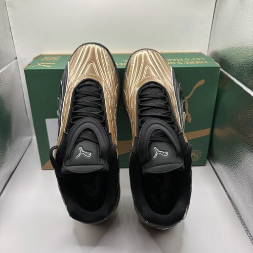 Puma Goalgetter sneakers women's size 39 new black gold