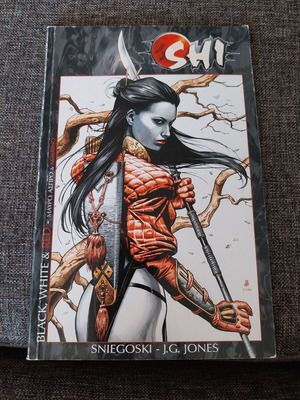 Shi: Black, White & Red like new