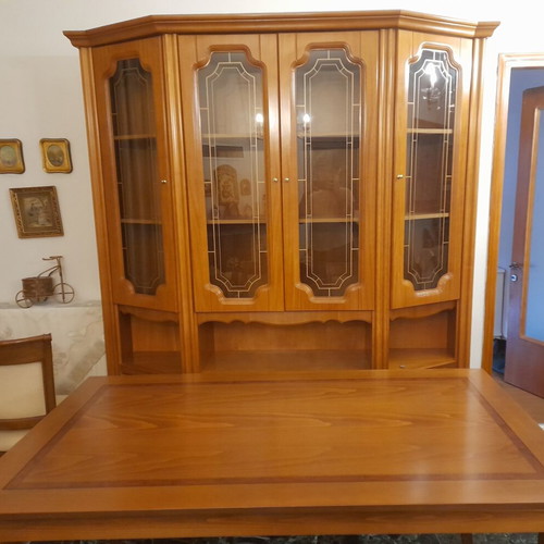 Classic style wooden sideboard and dining table set
