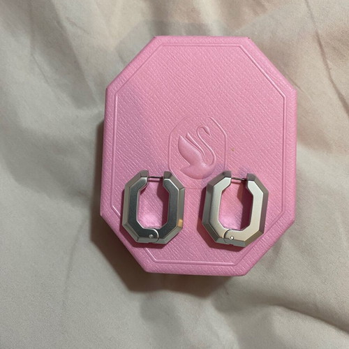 Swarovski earrings like new, silver