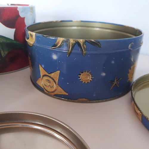 Round tin boxes used, set of 3 pieces