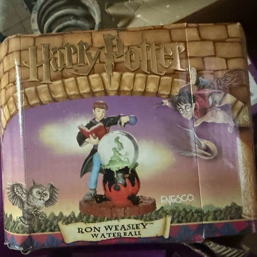 Ron Weasley Water Ball like new from the world of Harry Potter, Enesco 2000