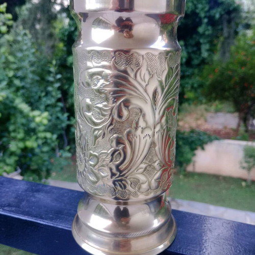 Brass ornate vase like new