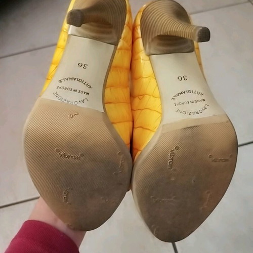 Zelios Collection peep toe heels like new, yellow with orange details, size 36