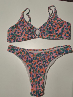 Shein floral bikini set like new, size L, pink