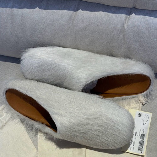 Marni Grey long-hair calfskin Fussbett sabot like new, size 42