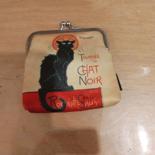 Coin purse like new, small size