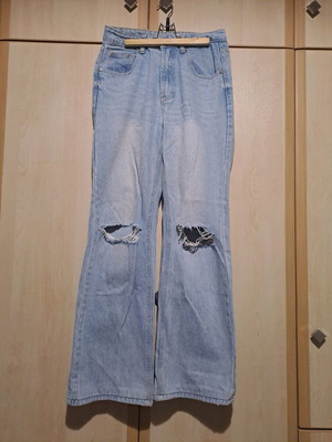 Wideleg Funky Buddha jean με σκισίματα σαν καινούργιο, μέγεθος 27