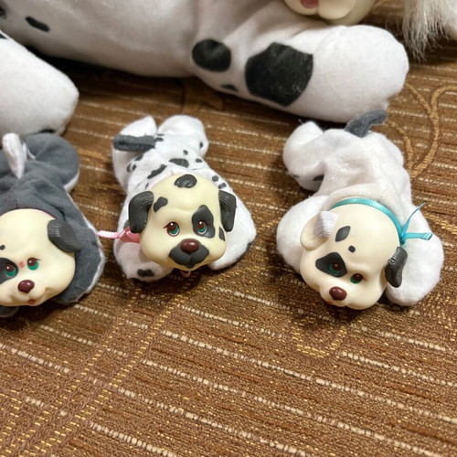 Puppy Surprise dog with 3 babies, like new, 90s collection