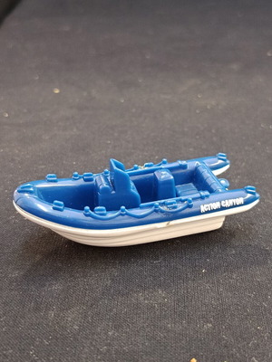 Matchbox die cast white water raft boat 1998 like new
