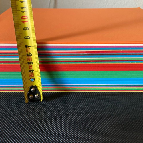 Canson colored cardboard A4 like new, 80+ pieces