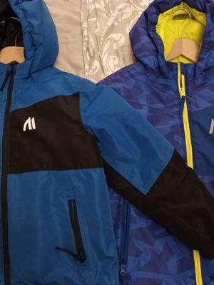 Children's ski jackets like new, set of two pieces