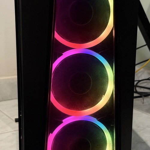 Gaming PC RTX 3060 Ti i5-10600K 16GB RAM Z490 SSD like new
