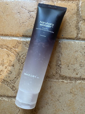 Haruharu Wonder Cleanser like new, gentle exfoliating gel