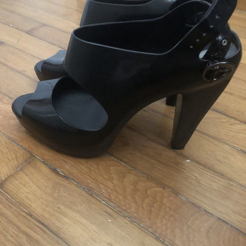 Melissa black sandals size 40 like new