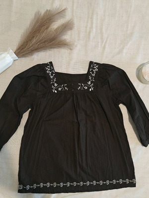 Πουκαμίσα καφέ με κέντημα H&M καινούργια, βαμβακερή, μανίκια 3/4
