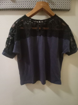 Short-sleeve blouse used with lace, size S/M, black-blue