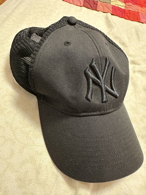 Jockey New York Yankees '47 cap like new with mesh