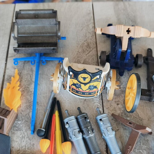 Playmobil κανόνια, βαλλίστρες, πανιά, έπιπλα και άλλα σαν καινούργιο