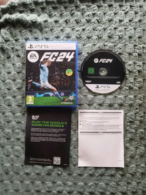 Игра FC 24 за PlayStation 5 като нова