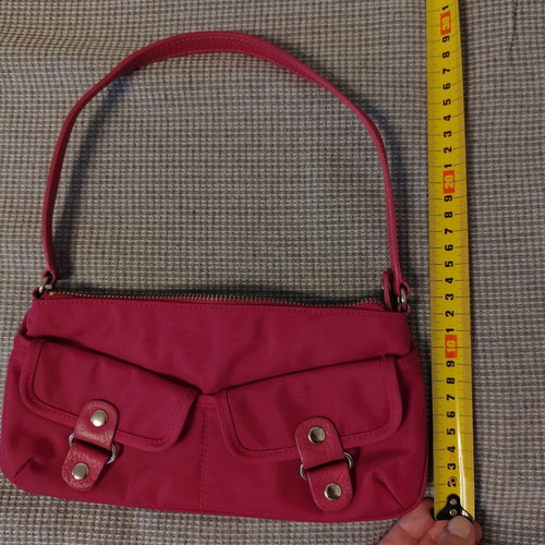Banana Republic handbag like new, fuchsia/magenta color