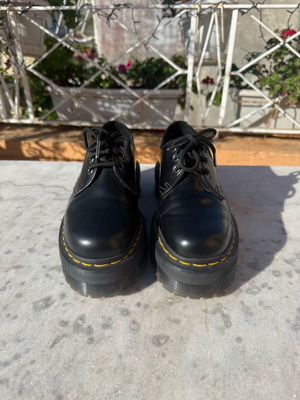 Dr. Martens παπούτσια μέγεθος 38 σαν καινούργια, μαύρα