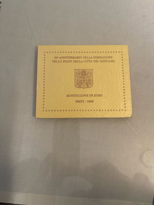 Vatican 8 Euro Coins Set 2009 Benedict XVI in Official Presentation Folder new