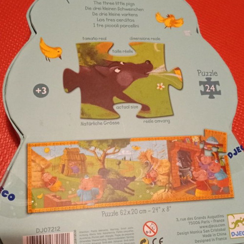 Djeco puzzle 24 pieces new, 3 little pigs