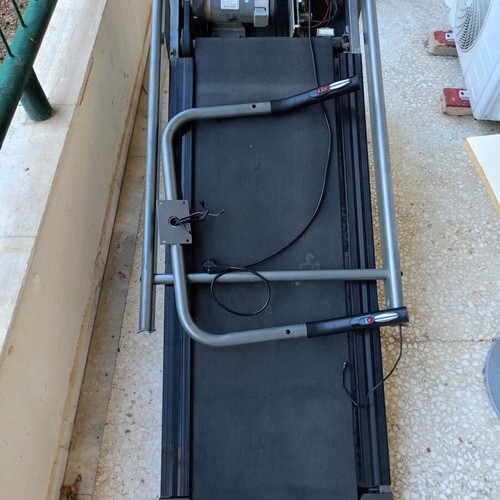 Treadmill used for parts or repair