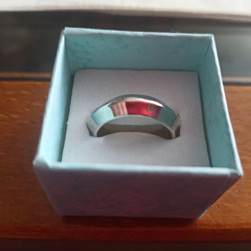 Silver 925 ring like new, minimal unisex design