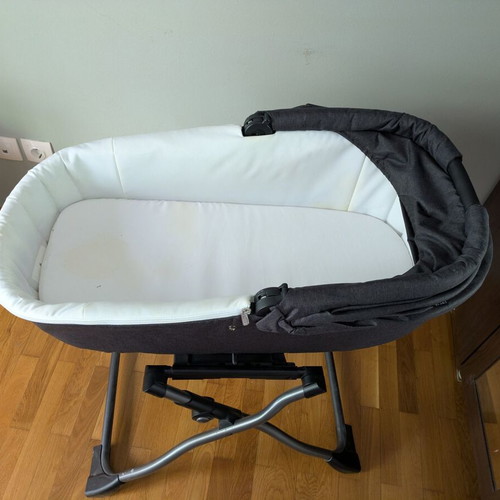 Peg Perego Futura Modular 3 in 1 stroller system like new with bassinet stand