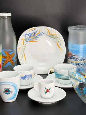 Papagalos Loumidis Collectible Glassware Set like new, 11 pieces