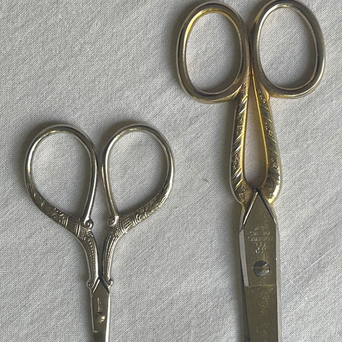 Zwilling J. A. Henckels antique scissors set of 4 in leather case used