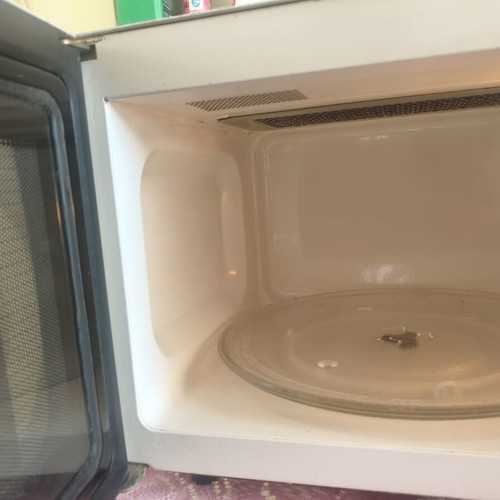 Panasonic NN-K537WB Microwave Oven 26l like new with Grill function