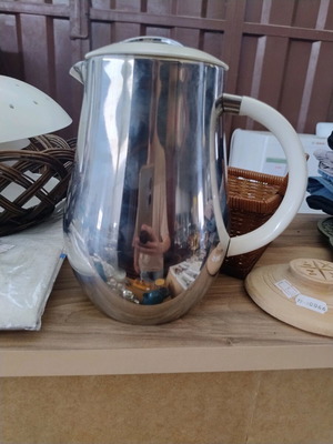 French press coffee maker stainless steel 1 liter like new, internal