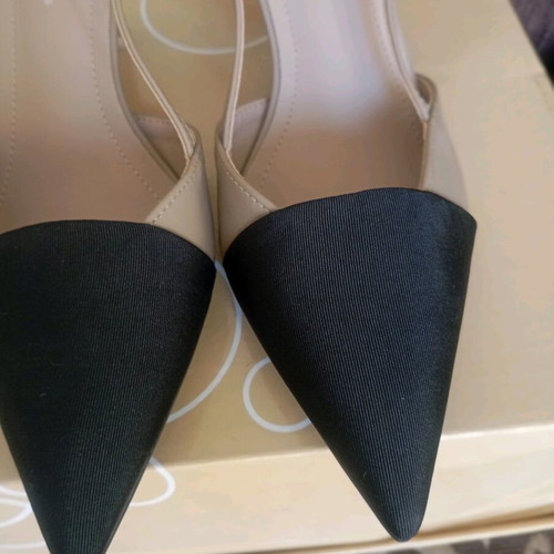 Slingback pumps beige - black like new, size 36