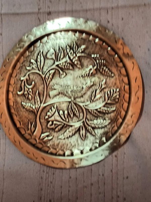 Brass plate used, diameter 28.5 cm